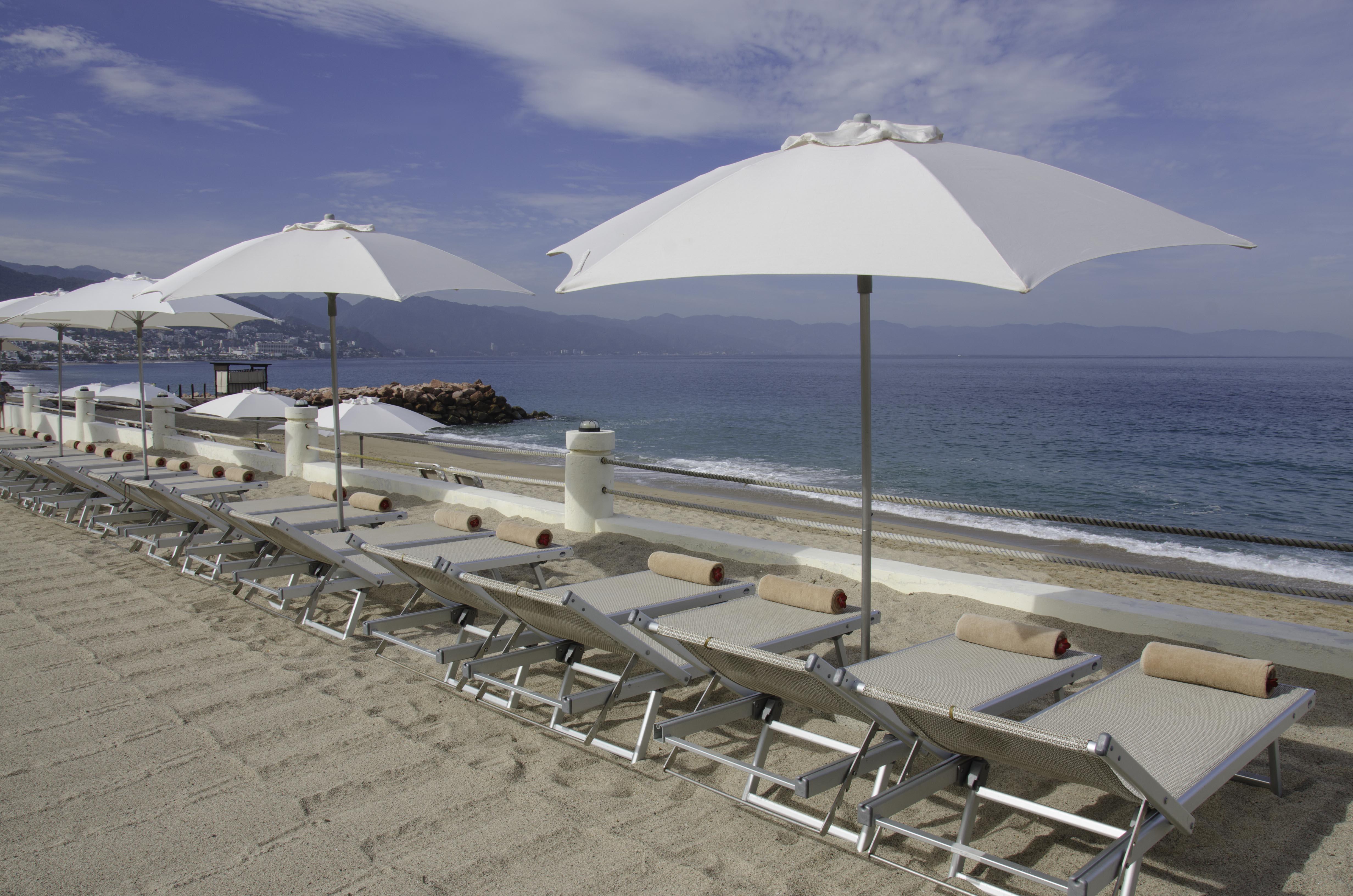 Plaza Pelicanos Grand Beach Resort All Inclusive Puerto Vallarta Exterior photo