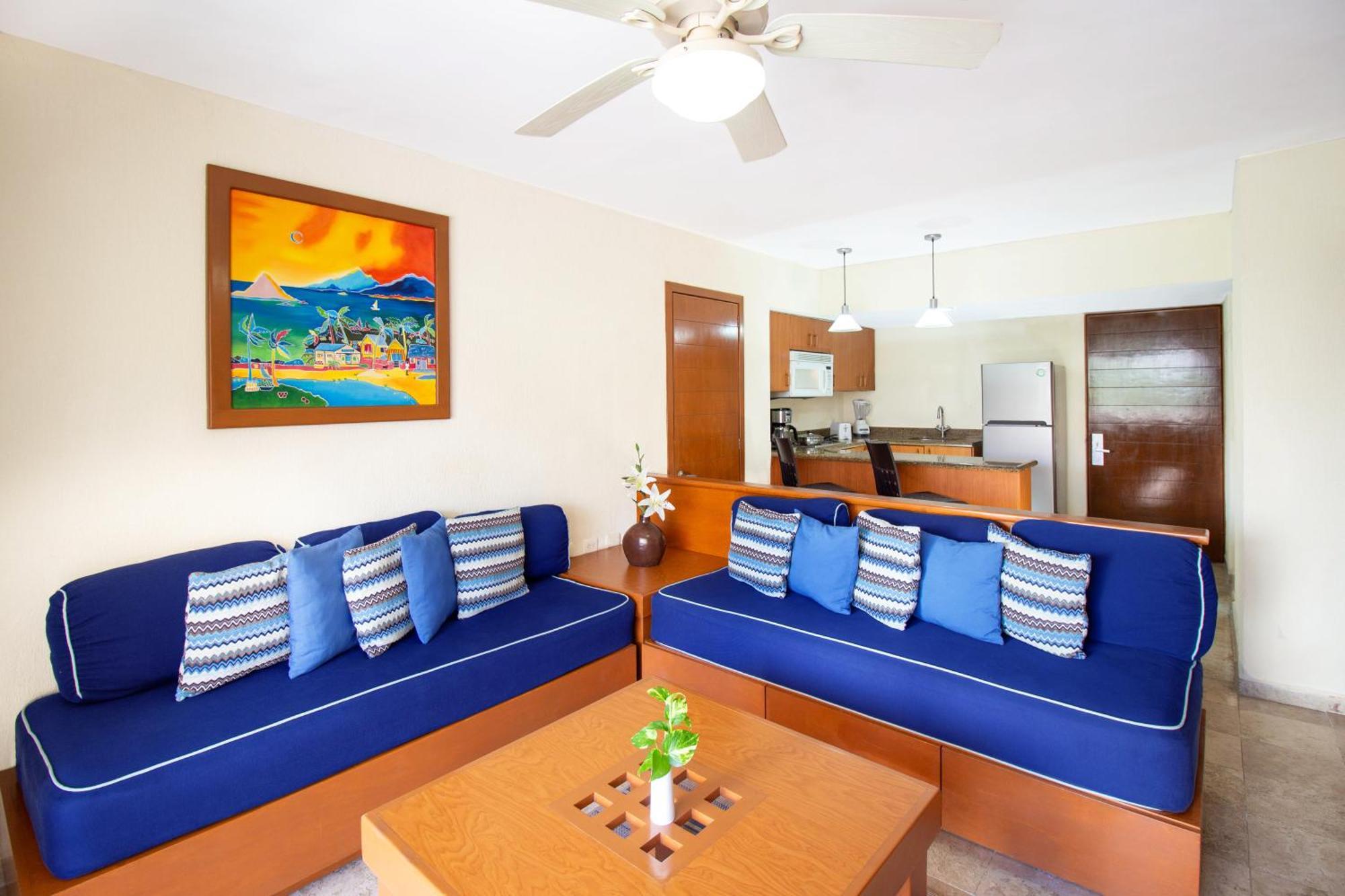 Plaza Pelicanos Grand Beach Resort All Inclusive Puerto Vallarta Exterior photo