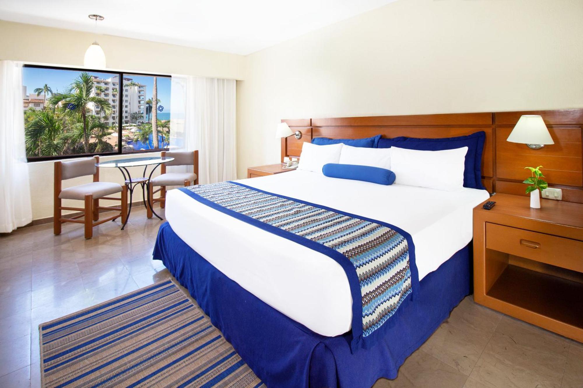 Plaza Pelicanos Grand Beach Resort All Inclusive Puerto Vallarta Exterior photo