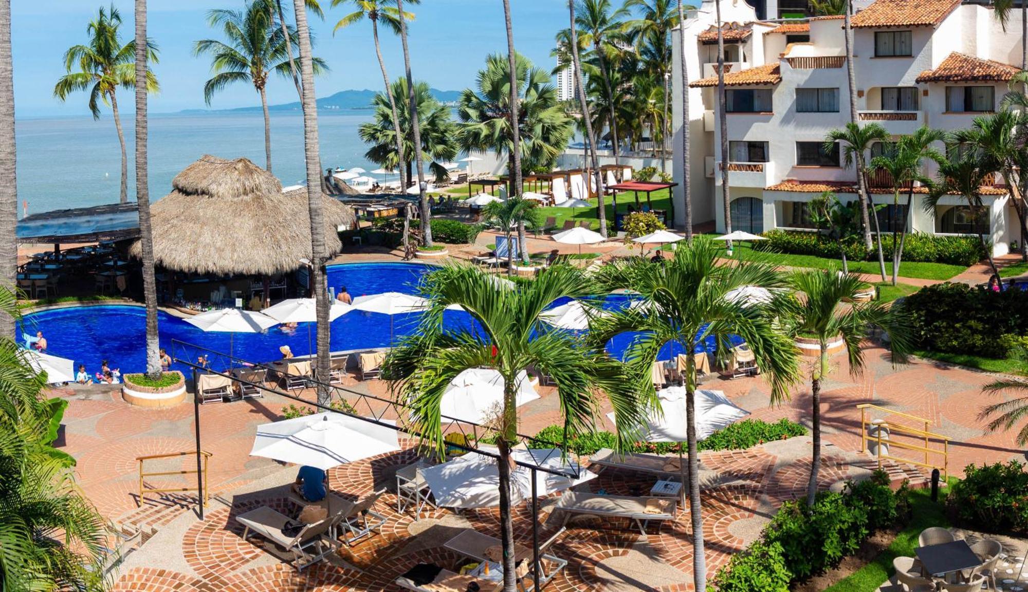Plaza Pelicanos Grand Beach Resort All Inclusive Puerto Vallarta Exterior photo